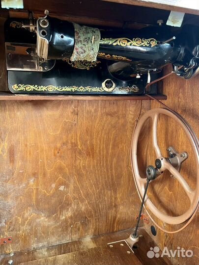 Швейная машинка