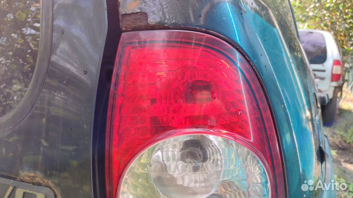Фонарь нива шевроле бертон правый