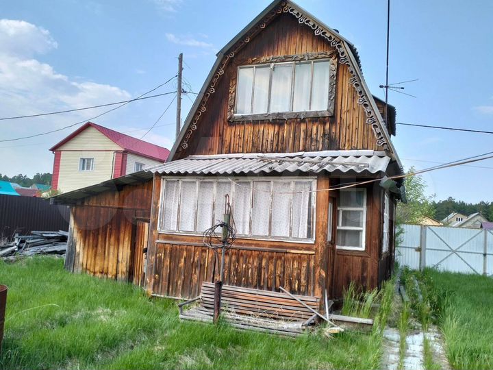 Дача 30 м² на участке 6 сот.