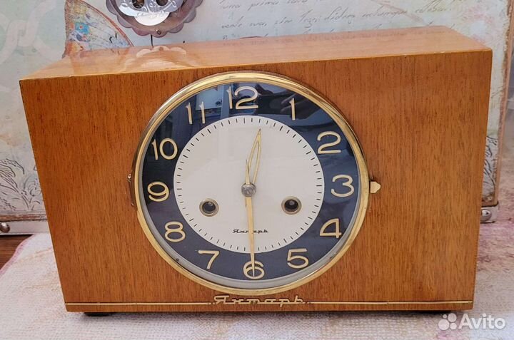 Настольные часы с боем 
