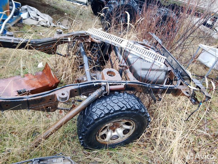 Запчасти nissan Terrano 2.7