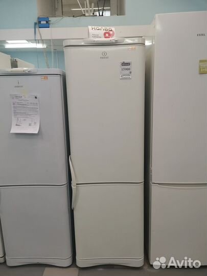 Холодильник Indesit C138NFG б/у