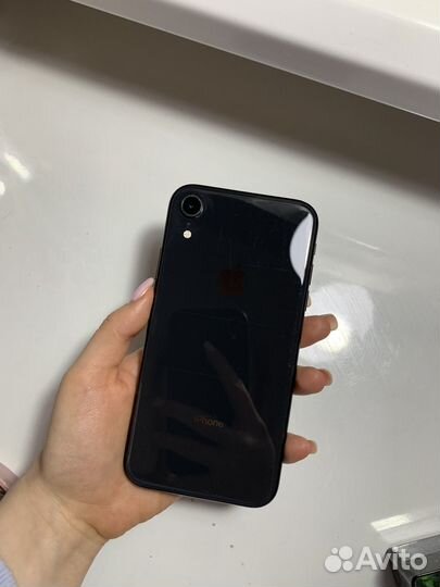 iPhone Xr, 128 ГБ