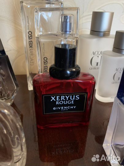 Пустые флаконы от парфюма