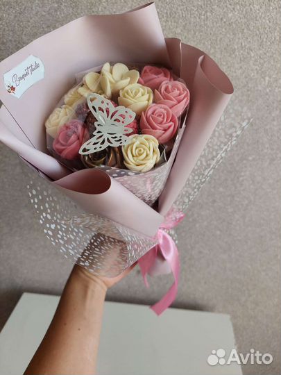 Букеты из шоколодадных цветов -микс