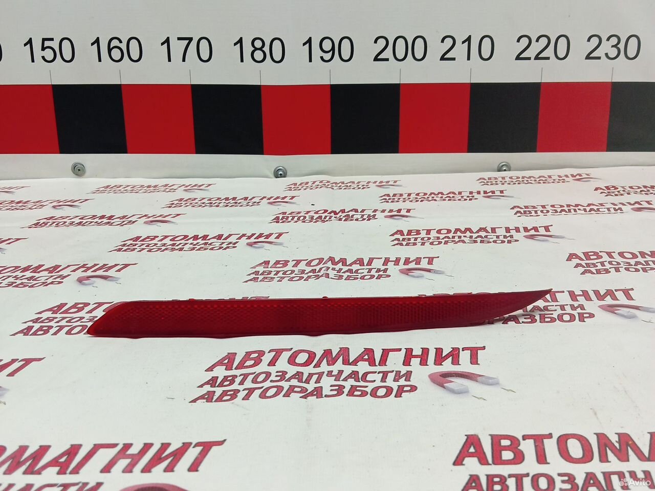 Катафот заднего бампера левый Джили Кулрей SX11