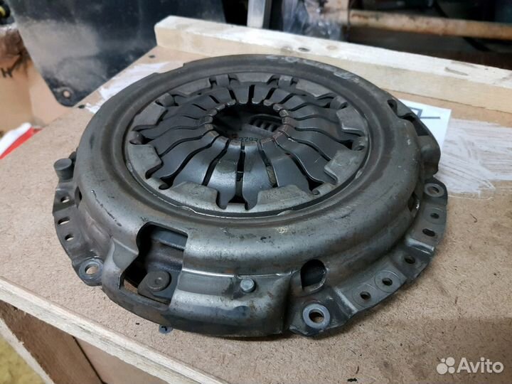 Сцепление Рено Дастер 2.0 4WD