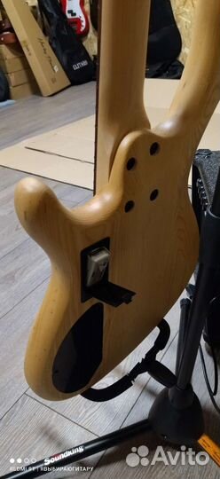 Бас-гитара с комбоусилителем (новые)