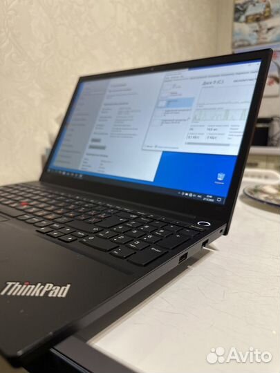 Lenovo Thinkpad e15 i5+ i7/16/rx640