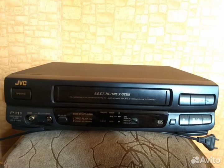 Видеомагнитофон