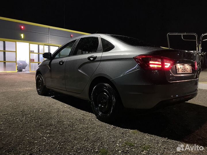 Задний бампер LADA vesta плутон