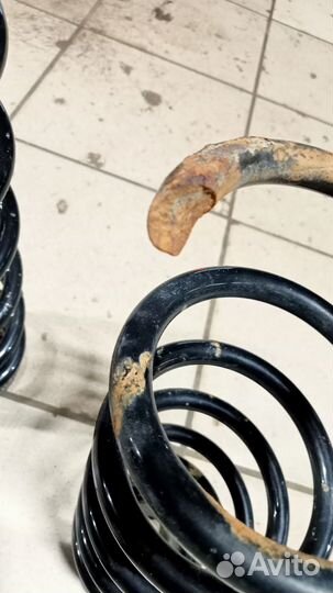 Задние пружины Шкода Октавия А5