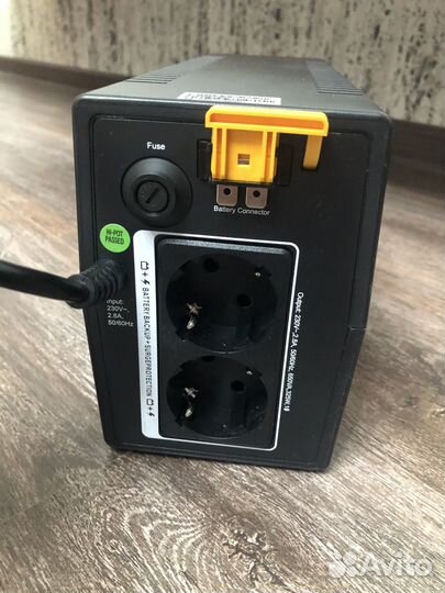 Ибп APC Back-UPS 650