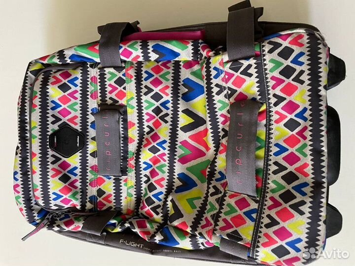 Чемодан на колесах RIP curl F-light