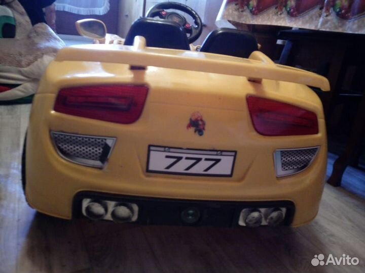 Радиоуправляемая машина Porsche 911