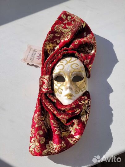 Венцианские маски 4 вида, сувенирные (не большие)