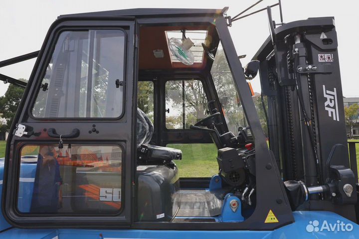 Вилочный погрузчик TRF D50-3X, 2023