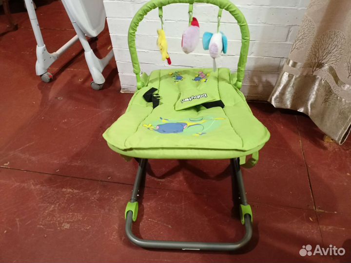 Шезлонг детский