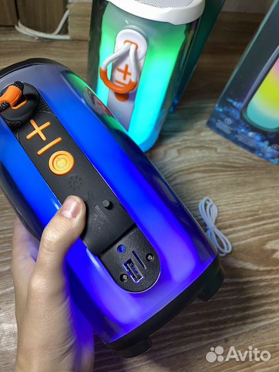 Блютуз колонка JBL pulse 6+