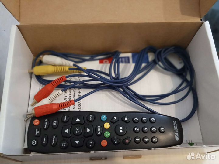 Ресивер триколор GS b211