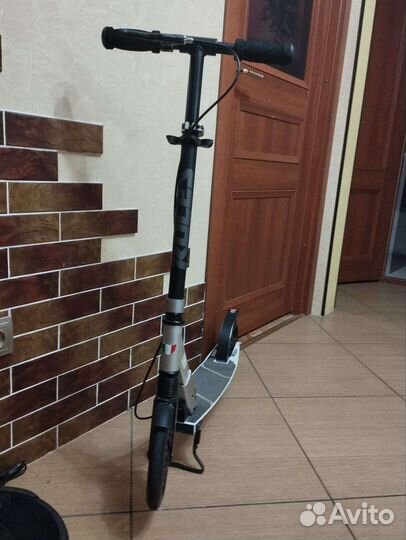 Самокат взрослый с большими колесами