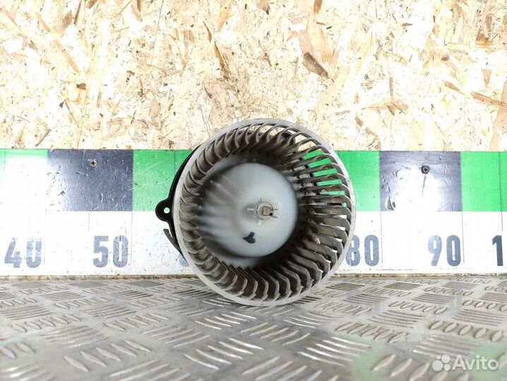 Моторчик отопителя Kia Sportage 1993 2006