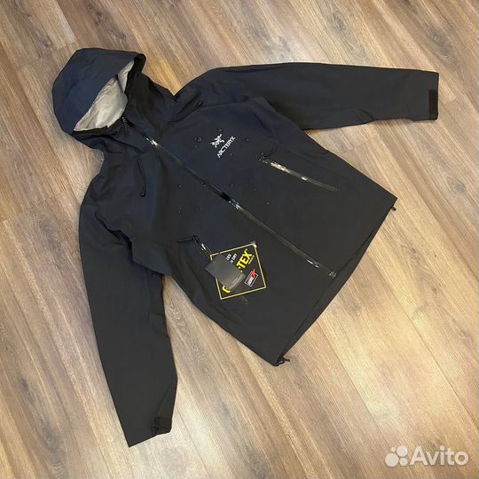 Ветровка Arcteryx Beta LT