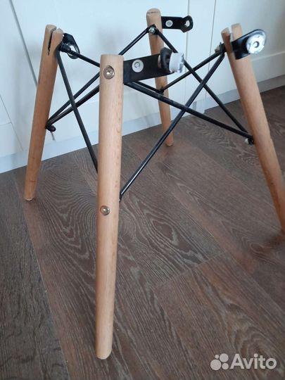 Икеа. Эймс. Подстулье, ножки для стула