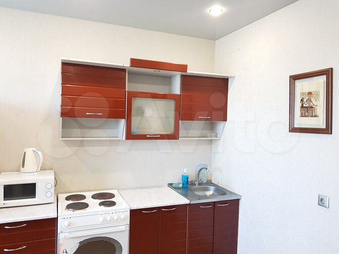 2-к. квартира, 50 м², 7/17 эт.