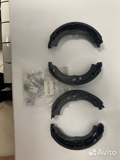 Продам колодки ручного тормоза