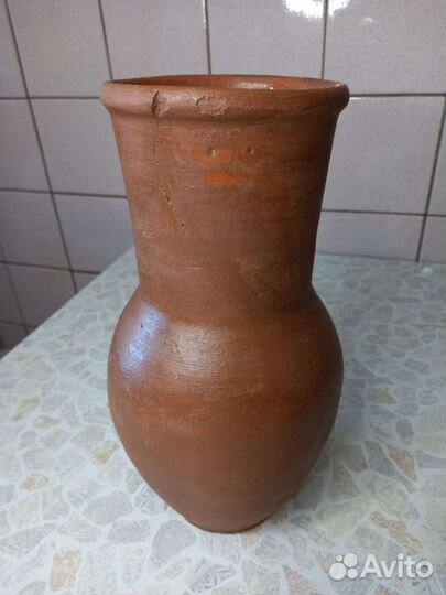 Глиняный кувшин