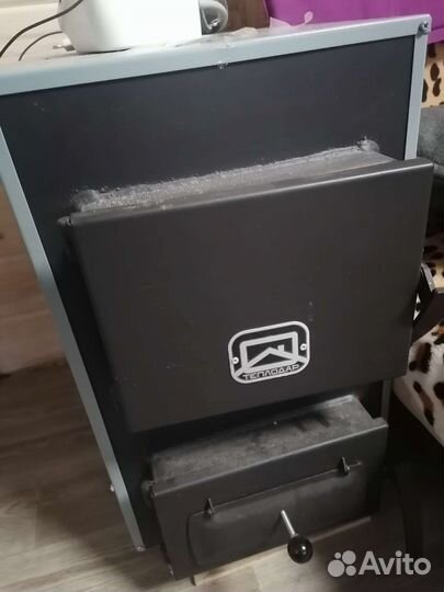 Котёл отопительный новый