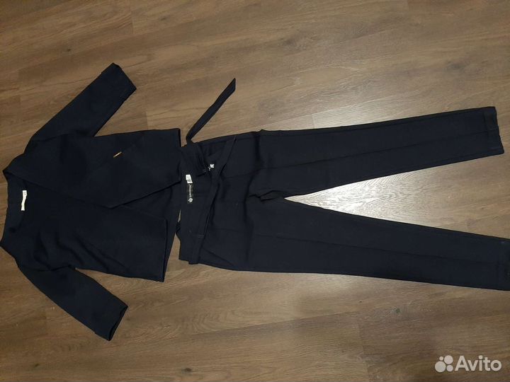 Форма школьная р.42 на рост 150