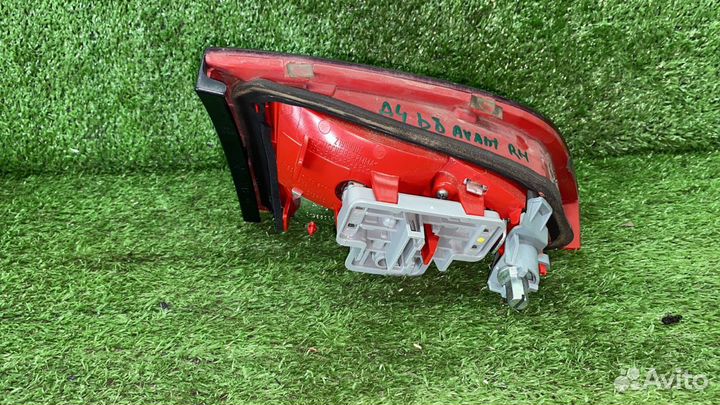 Фонарь задний правый в крышку VAG Avant Audi A4 B8