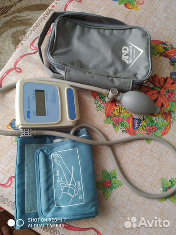 Тонометр(не включаеться)