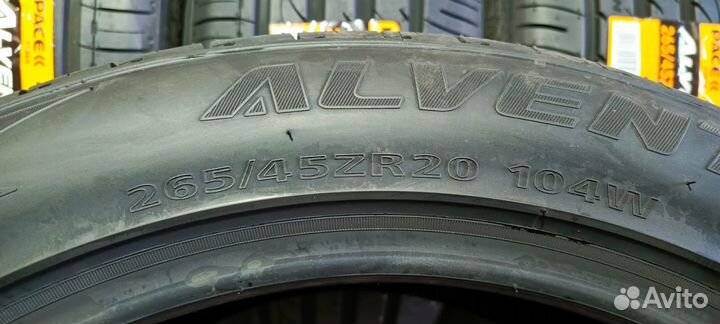 Pace Alventi 265/45 R20