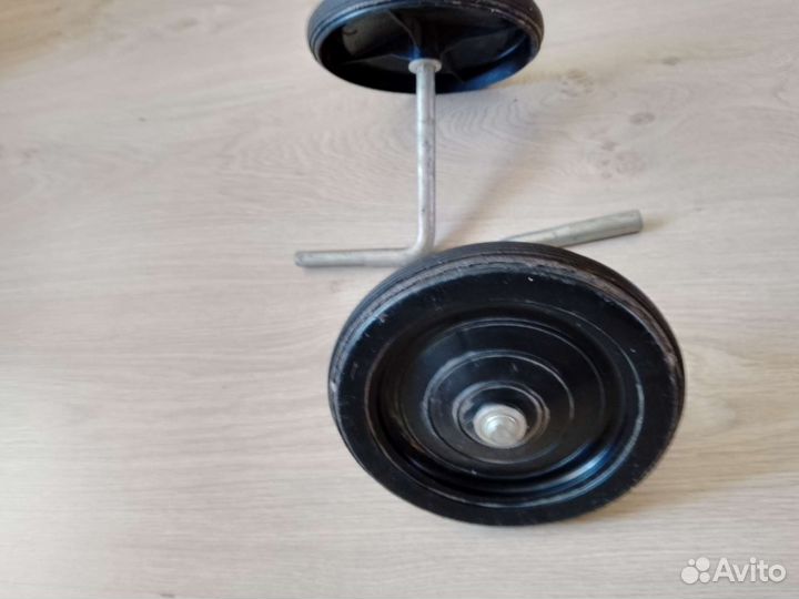 Дополнительные колеса для велосипеда