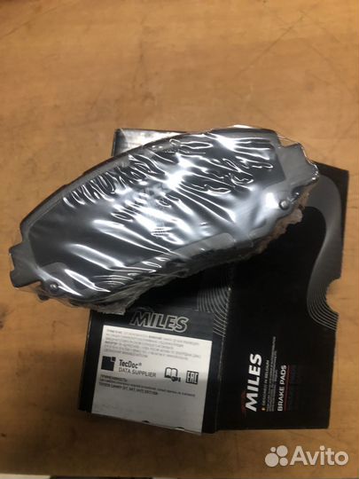 Колодки тормозные, E100601