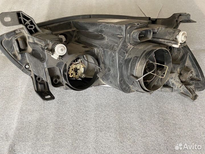 Фара передняя левая LADA Kalina