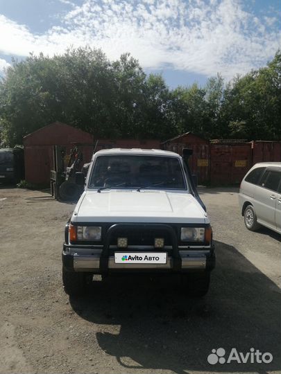 Isuzu Bighorn 2.8 МТ, 1988, 290 000 км