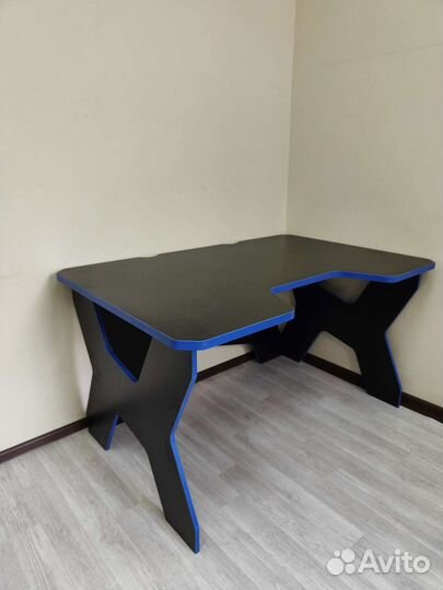 Стол Геймерский king 1400x900x740