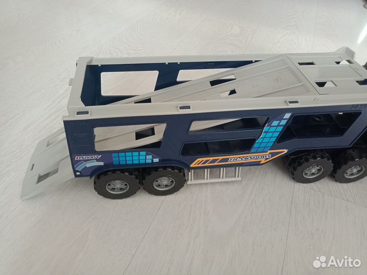 Машина-автотранспортер. Игрушки. Длина 60 см