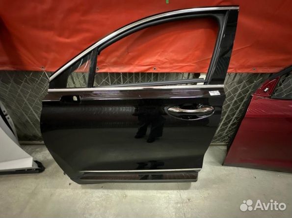 Hyundai Santa Fe 4 дверь передняя левая в сборе