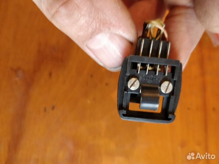 Головка звукоснимателя гзм 005