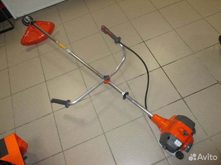 Бензиновый триммер (Мотокоса) Husqvarna 128 R