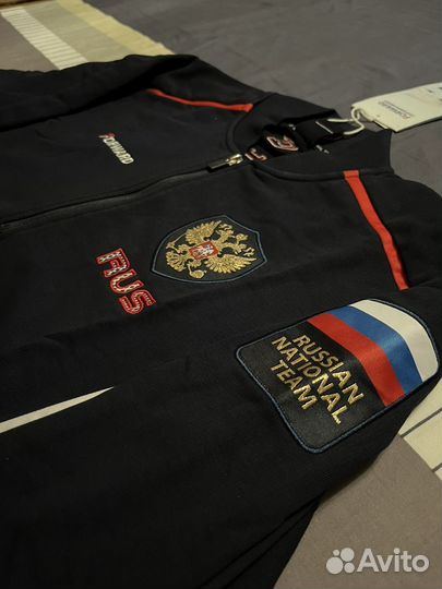 Новый оригинальный костюм forward Russia