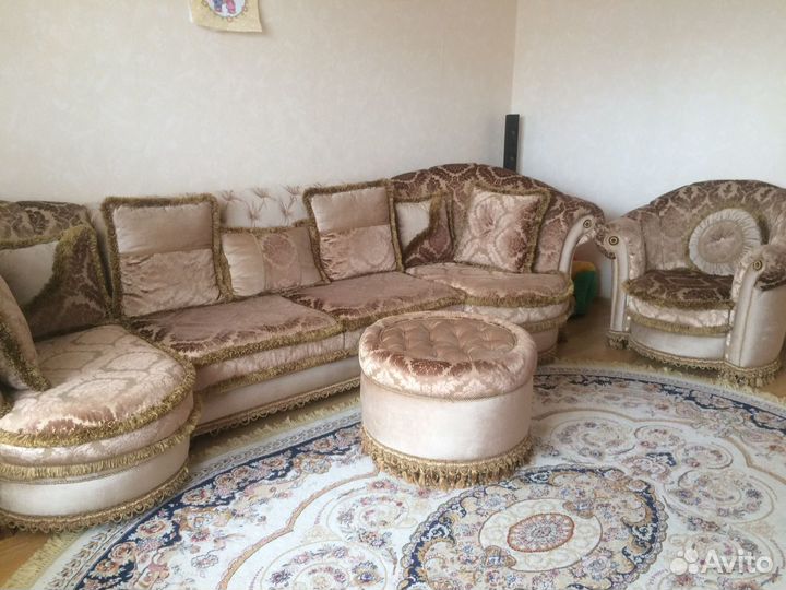 Хол