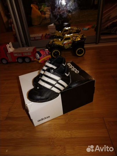 Кроссовки adidas 21 размер