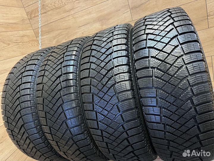 Pirelli Ice Zero FR 225/60 R18 105T