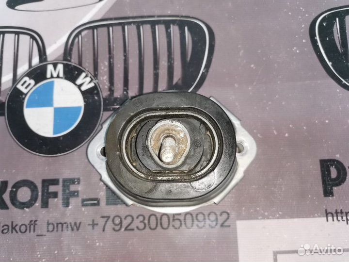 Подушка двигателя Bmw X5 E53 N62B48 2005